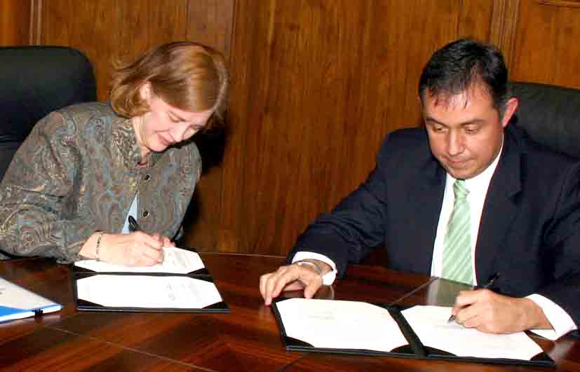 Signan Convenio la Universidad Autónoma de Coahuila y el Medical Institute for Sexual Health