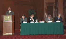 Benefició a más de cuatro mil estudiantes indígenas