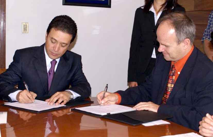 La Universidad Autónoma del Estado de Hidalgo y el Consejo Británico signaron convenio