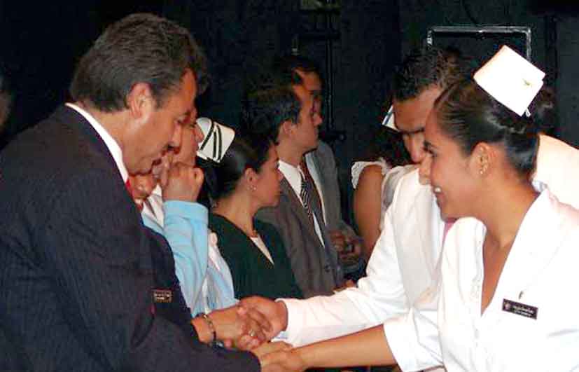 Acredita la Universidad Autónoma de Zacatecas la Licenciatura de Enfermería en el COMASE