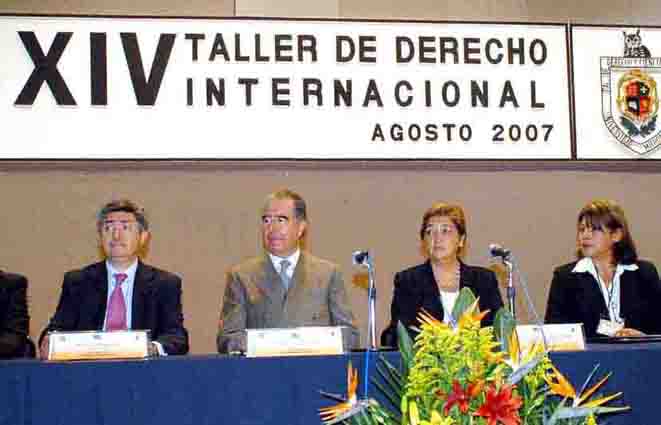 Inauguró la rectora Silvia Figueroa Zamudio, taller  de derecho internacional en la Universidad Michoacana de San Nicolás de Hidalgo