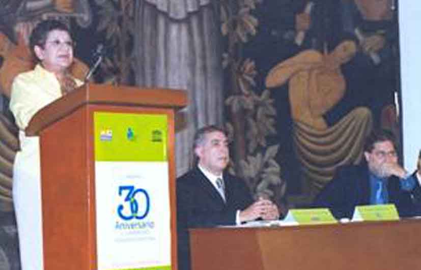 Requiere la Universidad Pedagógica Nacional renovar su papel de formador de docentes