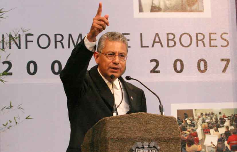 La estabilidad de la Universidad Veracruzana es la mejor contribución a la estabilidad de nuestro estado: Raúl Arias Lovillo