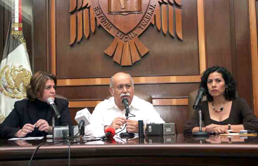 El Consejo del Premio Nacional del Periodismo dio a conocer su convocatoria en la Universidad de Colima