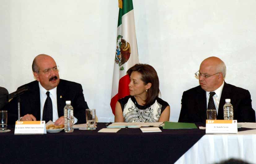 Presentaron los Lineamientos para la Operación de los Fondos Extraordinarios del Presupuesto de Egresos 2008