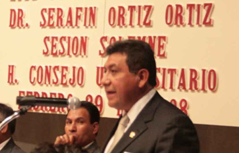 Rindió Serafín Ortiz Ortiz su tercer informe de actividades al frente de la Universidad Autónoma de Tlaxcala