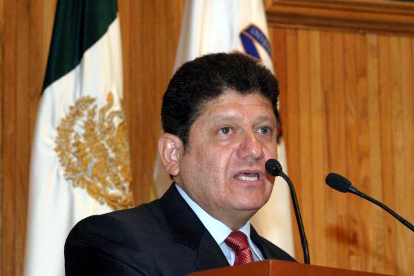 El Rector de la Universidad  de Guadalajara Carlos Briseño Torres, presentó su Primer Informe de actividades