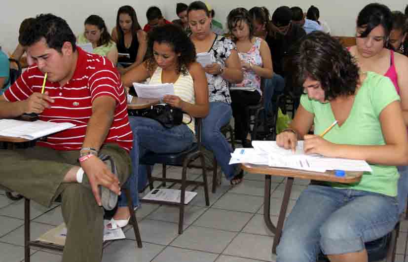 Convoca el CENEVAL a participar en la Encuesta para la validación social de los perfiles profesionales de los EGEL
