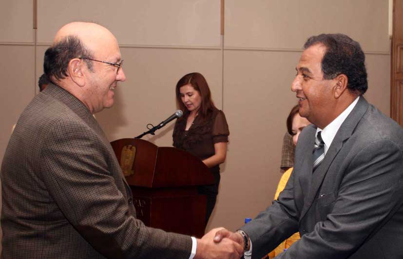 La Universidad Autónoma de Coahuila entrega apoyos a 54 docentes con Perfil Deseable