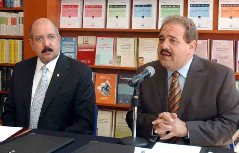 Firmaron la ANUIES y la Universidad Autónoma de San Luis Potosí convenio de distribución editorial