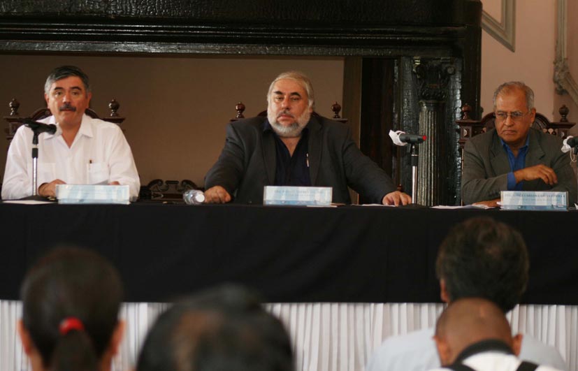 Firman convenio de colaboración la UABJO y el IFE