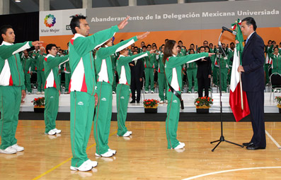 Abanderan a mexicanos asistentes a la Universiada Belgrado 2009