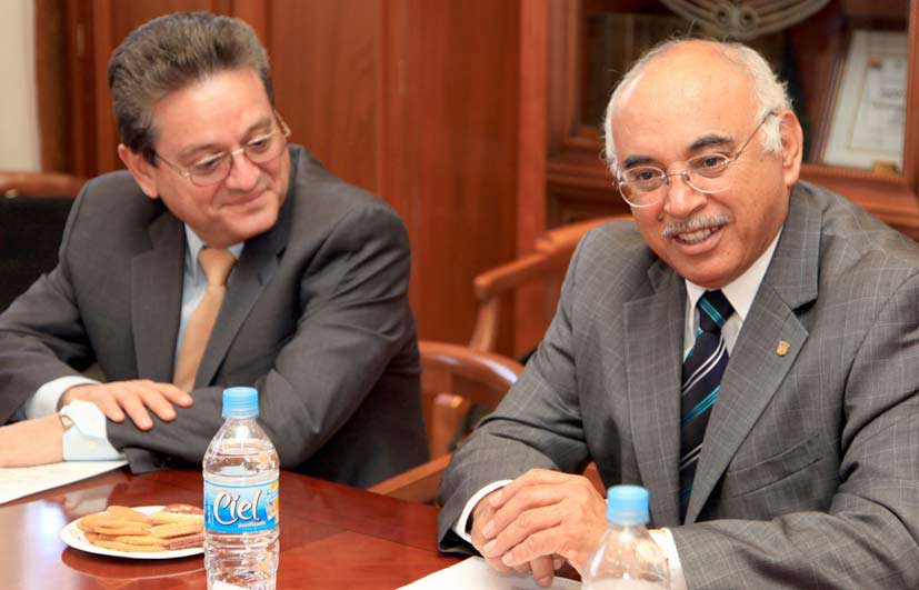 Asesora el Rector General de la UG a su homólogo de la Universidad Autónoma de Querétaro.
