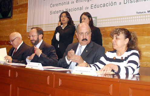 Entregan a UAEM nodos de Sistema Nacional de Educación a Distancia