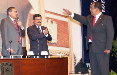 Rinde Protesta Mario Alberto Ochoa Rivera, como Rector de la Universidad Autónoma de Coahuila