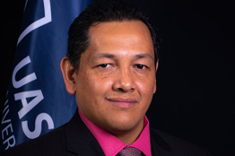 Docente de la UASLP propone diversas lecturas para arrancar el año con buenos propósitos