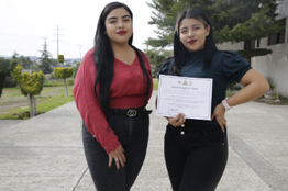 Con estudio sobre COVID-19, alumnas Garza destacan en concurso internacional