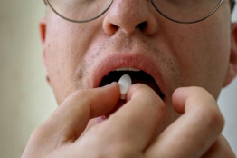 Alertan sobre efectos negativos del uso indiscriminado de medicamentos para dormir