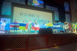 Forjando futuros emprendedores: alumnos de Prepa CETYS en el FIE Guatemala