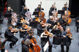 Obras de Dvořák, Piazzolla, Strauss, Bruckner, Beethoven, Wagner, Schoenberg; Revueltas, y Chávez, entre otros, darán forma a la primera temporada de conciertos de la OSUG 2024