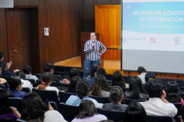 Mujeres en contexto de prostitución también tienen derecho a la dignificación: investigadora Dra. Mariana Juárez Moreno