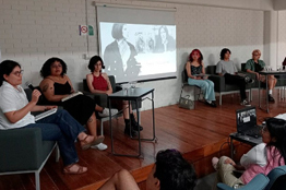 Alumnas de Letras Españolas analizaron producción literaria de escritoras