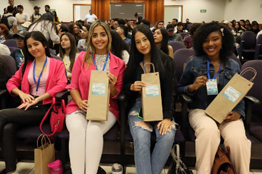 La Nueva Universidad le da la bienvenida a 43 alumnos de universidades nacionales e internacionales que hacen movilidad estudiantil en sus aulas