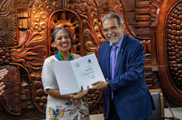 La UV brinda cimientos fuertes para continuar nuestro camino: egresados