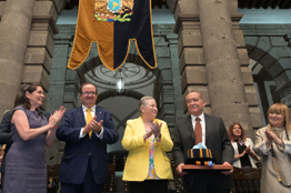 La educación pública y autónoma es irremplazable: Lomelí