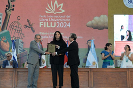 Dramaturgia, útil para mostrar problemas sociales: Iván López Renteral