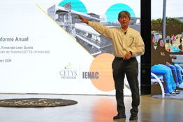 Rumbo al CETYS del 2036: informe anual de actividades 2023 Dr. Fernando León García