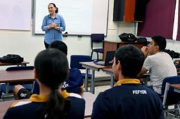 Francisca Elvira Chinchillas, orgullosa de haber iniciado en las aulas como alumna en la UAS y hoy ser una destacada docente en la FEFyDE