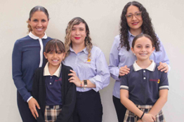 Estudiantes de la UAG ganan concurso de inglés a nivel nacional