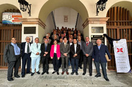 Comunidad de Ingeniería Civil UG celebra en reencuentro 40 años de egreso 