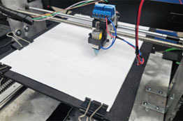 Alumnos de la UAA desarrollan innovadora impresora braille 