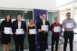 Celebran a comunidad UG egresada de la DCSA en el Campus Celaya-Salvatierra