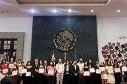 UdeG, anfitrión de jóvenes de origen mexicano que estudian en universidades de EUA