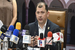 Reta Robespierre Lizárraga al Gobernador que demuestre su amor por la UAS dejando de auspiciar a grupos para desestabilizarla; denuncia indiferencia de las autoridades respecto al atentado contra Arnoldo Valle  