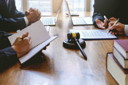 Ventajas de estudiar una Especialidad o Maestría en Derecho Corporativo