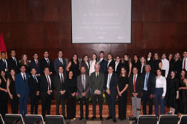 Médicos de la UAG culminan internado en los hospitales Ramón Garibay y Terranova