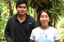 Estudiantes de Oaxaca y Perú realizan movilidad en Orquidario UV