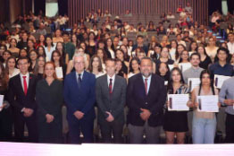 Distinguen a los mejores estudiantes de las carreras de Diseño 