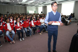 Trabaja UAEH en más apoyos para estudiantado Garza