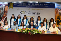 Con gran orgullo, egresa la generación 2020-2024 de la Licenciatura en Optometría del Centro de Investigación y Docencia en Ciencias de la Salud