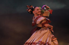 Ballet Folclórico de la UAA festejó su aniversario con exitosa presentación 