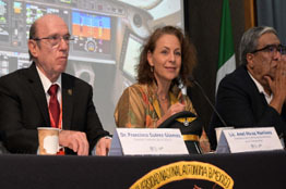 Viajan a otros continentes 36 universitarias y universitarios para titularse