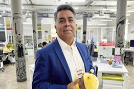 Entregarán Premio ANUIES a profesor de la DCEA UG  