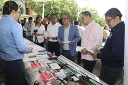 Más de mil vacantes ofrecen a universitarios en Feria Nacional del Empleo