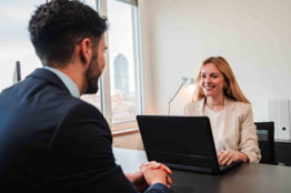 Las empresas necesitan expertos en el manejo de las relaciones laborales