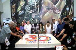 La UdeG vive gran fiesta por 30 años de la Red Universitaria